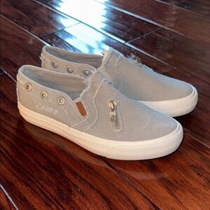 Casual Gray Women's Slip-On Sneakers